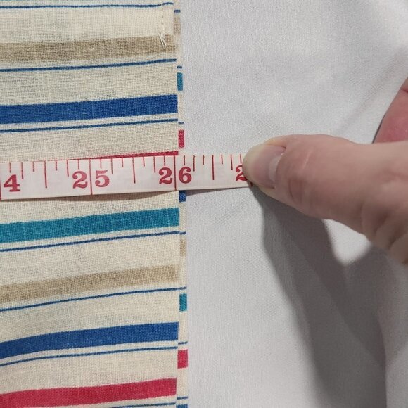 Vintage • Striped Blazer with Shoulder Pads
Lot H - Picture 3 of 8